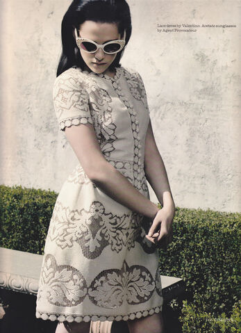 File:KRISTEN-STEWART-ELLE-UK-5.jpg