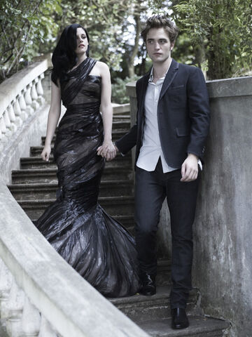 File:Harpers-Bazaar-Robert-Pattinson-and-Kristen-Stewart-photoshoot-1.jpg