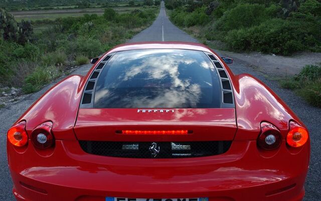 File:Red Ferrari F430 3.jpg