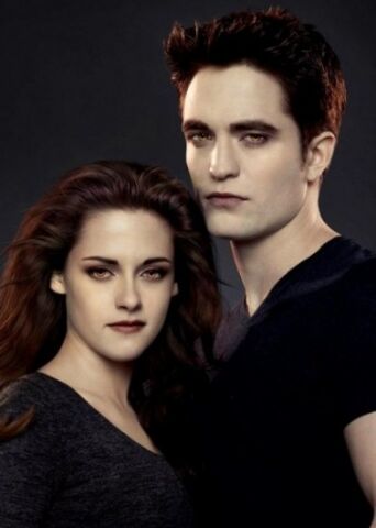 File:Twilight-breaking-dawn-part-2-kristen-stewart-robert-pattinson-392x550.jpeg