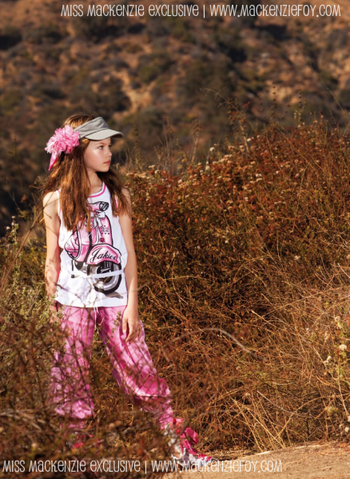 File:Mackenziefoy66666.png