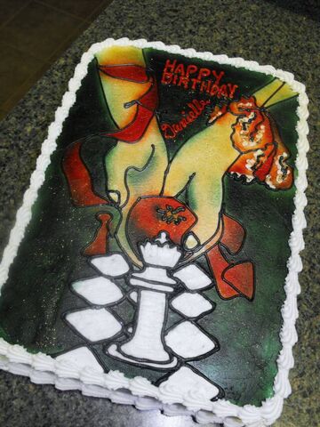 File:Twilight Cakegg.jpg