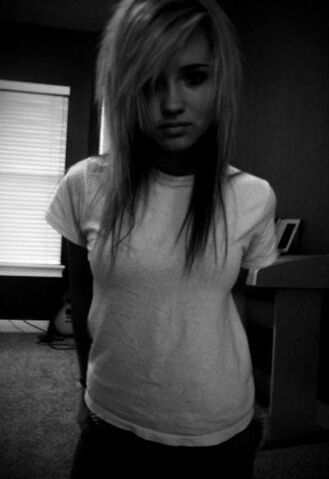 File:Fake girl.jpg