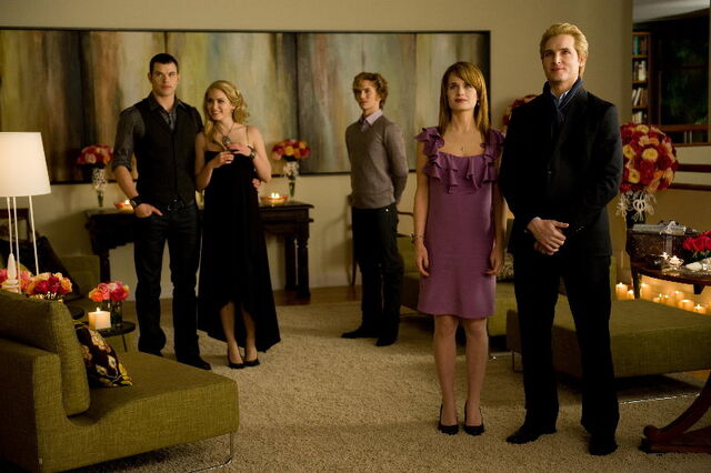 File:New moon21.jpg