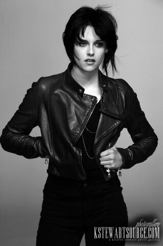 File:Kristenstewartew6.jpg