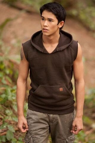 File:Booboo-stewart-in-breaking-dawn-part-1 400x600.jpg