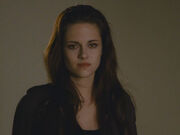 Breaking-Dawn-Bella-400x300