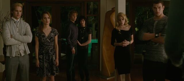 File:Carlisle-Cullen-New-Moon-carlisle-cullen-15549027-1360-597.jpg