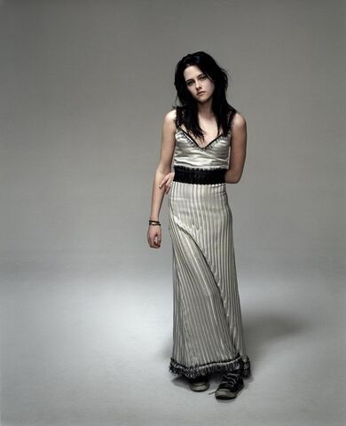 File:KristenStewart1byJero.jpg