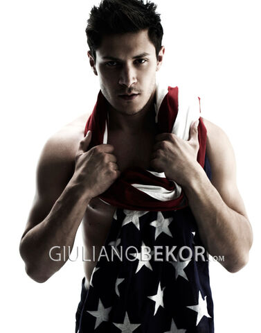 File:Giulianobekor-alexmeraz.jpg