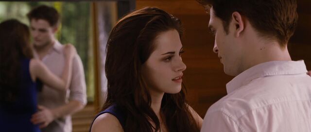 File:Bella y edward 4.jpg