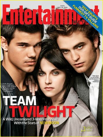 File:Twilight-team-ew-cover-01.jpeg