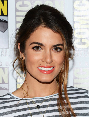 File:Nikki-at-Comic-Con-2012-Twilight-Saga-Breaking-Dawn-Part-2-press-line-12-07-12-nikki-reed-31453850-452-594.jpg