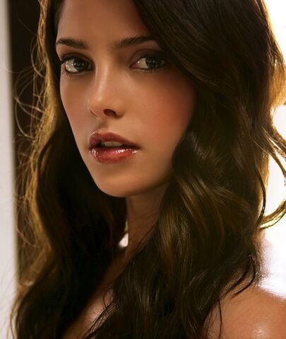 File:600full-ashley-greene.jpg