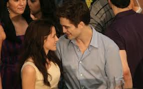 File:Breaking dawn p1.jpg