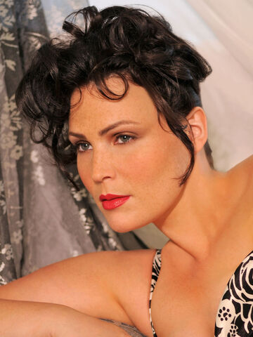 File:090908-LisaHoward11.jpg