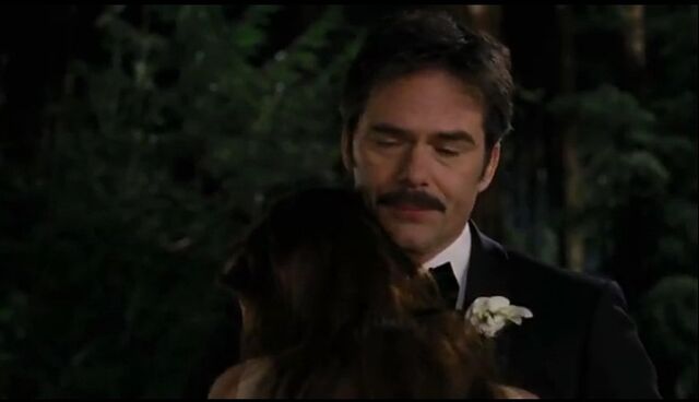 File:Charlieandbella.jpg