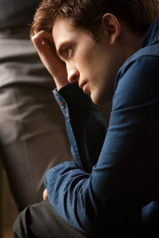 File:Edward worried.jpg