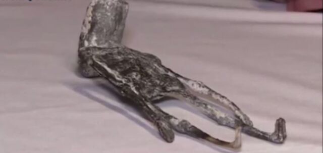File:Being's hand.jpg