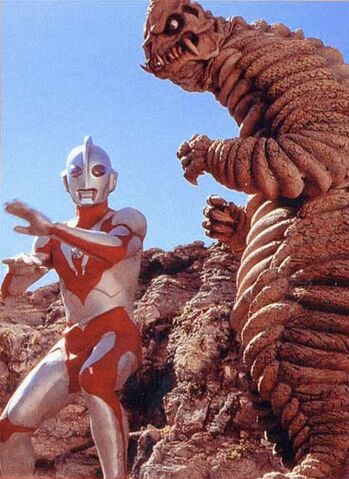 File:Powered vs Red King.jpg