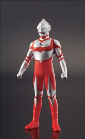 File:UHS-2009-14-Ultraman-Great.jpg