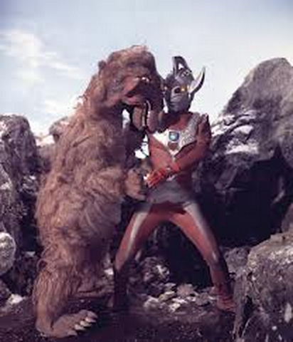 File:Orphy v Ultraman Taro.png