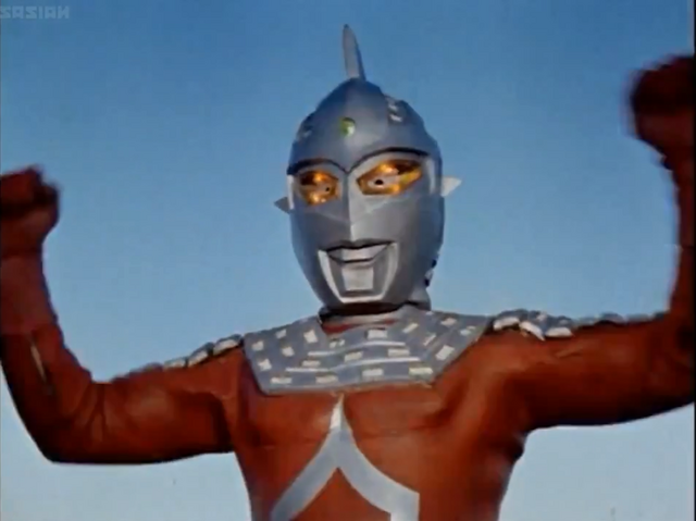 File:Ultraseven's first appear in Earth.png