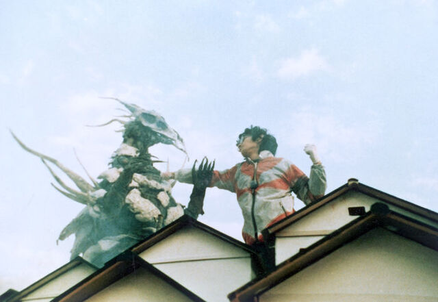File:RETURN-OF-ULTRAMAN.jpg