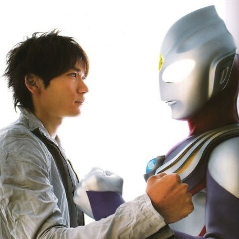 File:Hiroshi & Tiga.jpg