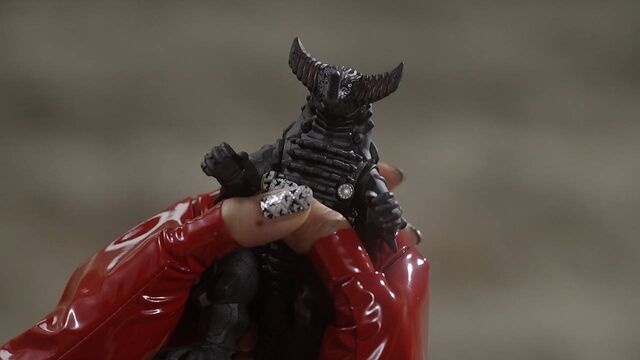 File:UX-Mecha Gomora 001.jpg