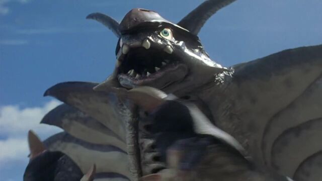 File:Ultraman Cosmos-Reija Screenshot 002.jpg