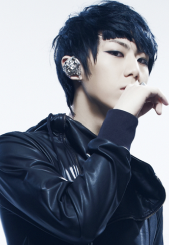 Archivo:Hyun Seung.png