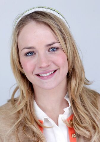 File:Britt Robertson (17).jpg