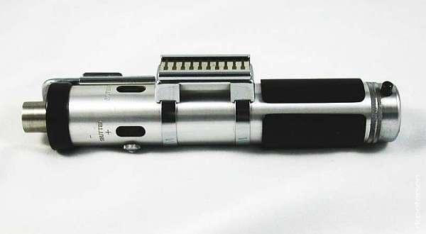 File:Even piell lightsaber.jpeg