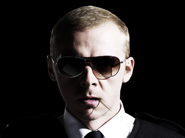 File:Nicholas-Angel-hot-fuzz-22132080-1600-1200.jpg