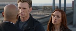 Steve-Rogers-Threatens-Sitwell-.jpg