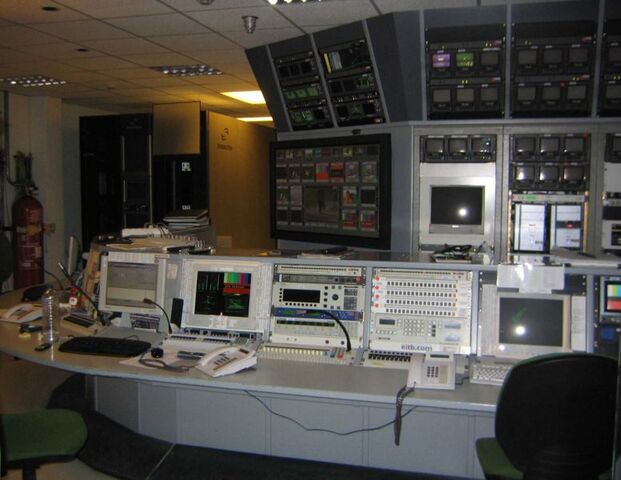 File:Loft - controlecentrum.jpg