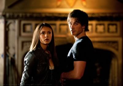Arquivo:Elena-damon.jpg