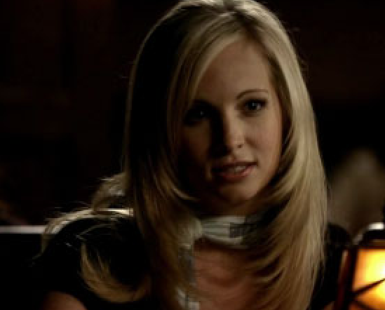 Arquivo:Caroline 3.png