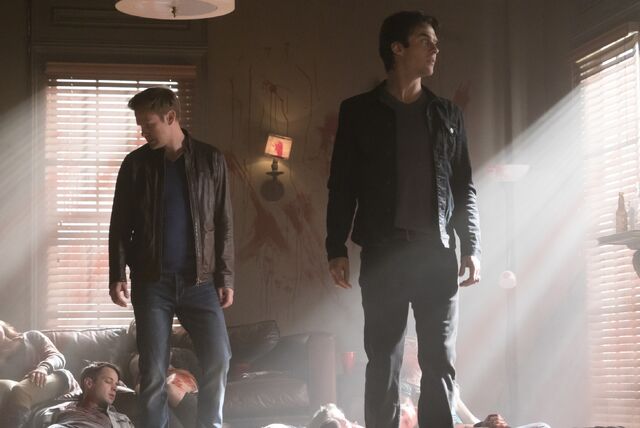 File:TVD718-Damon-Alaric.jpg