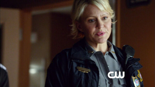 File:TVD 4x22-23.jpg