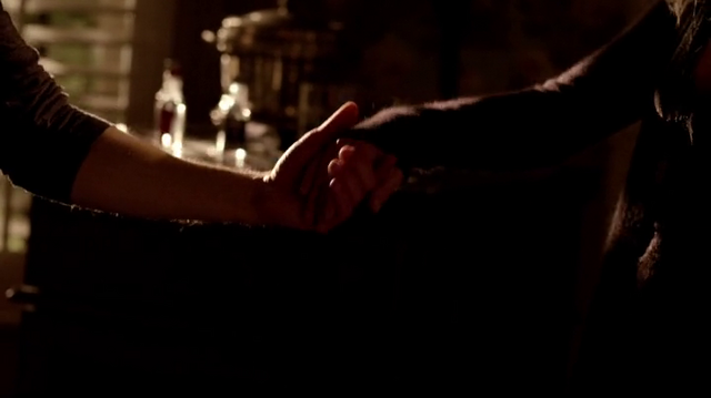 File:6X19-59-StefanCaroline.png