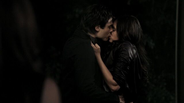 File:122VampireDiaries1564.jpg