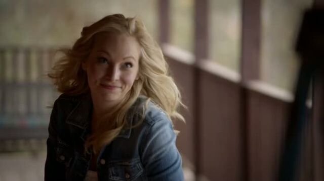 File:6X14-28-Caroline.jpg