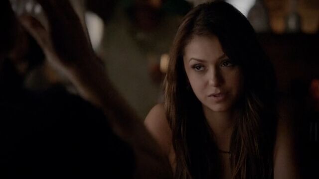 File:Elena 3 TVD 5x04.jpg