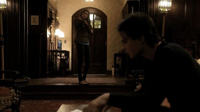 File:216VampireDiaries0027.jpg