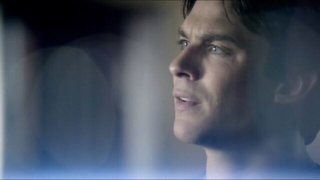 File:Damon 2 TVD 5x01.jpg