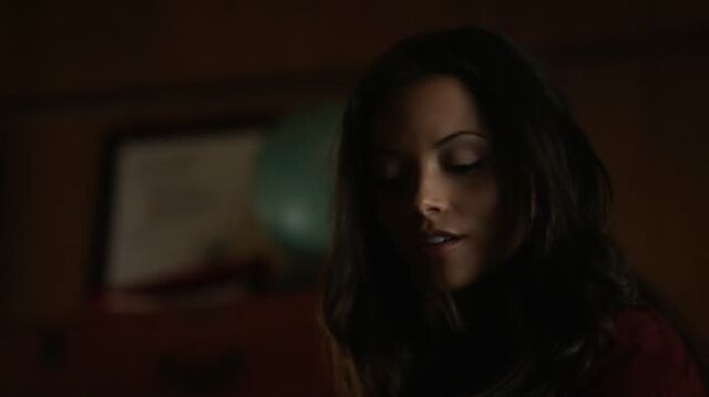 File:6X06-63-Sarah.jpg