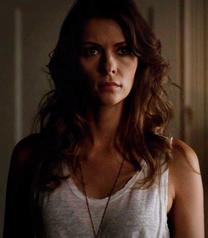 File:Npetrova.png