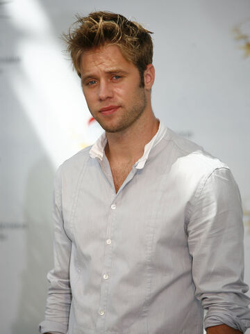 File:Shaun Sipos - (1).jpg